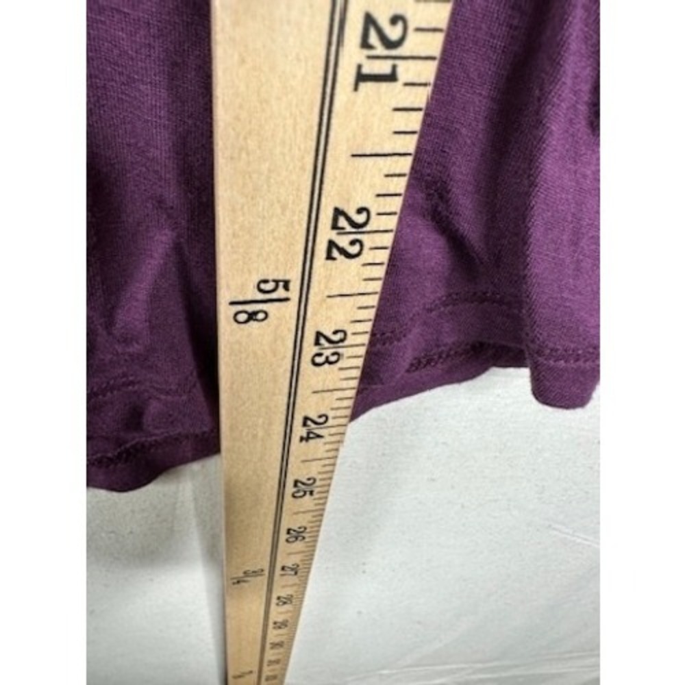Aeropostale Womens V Neck Purple‎ Top Size Medium Floral Embroidery - Picture 5 of 5